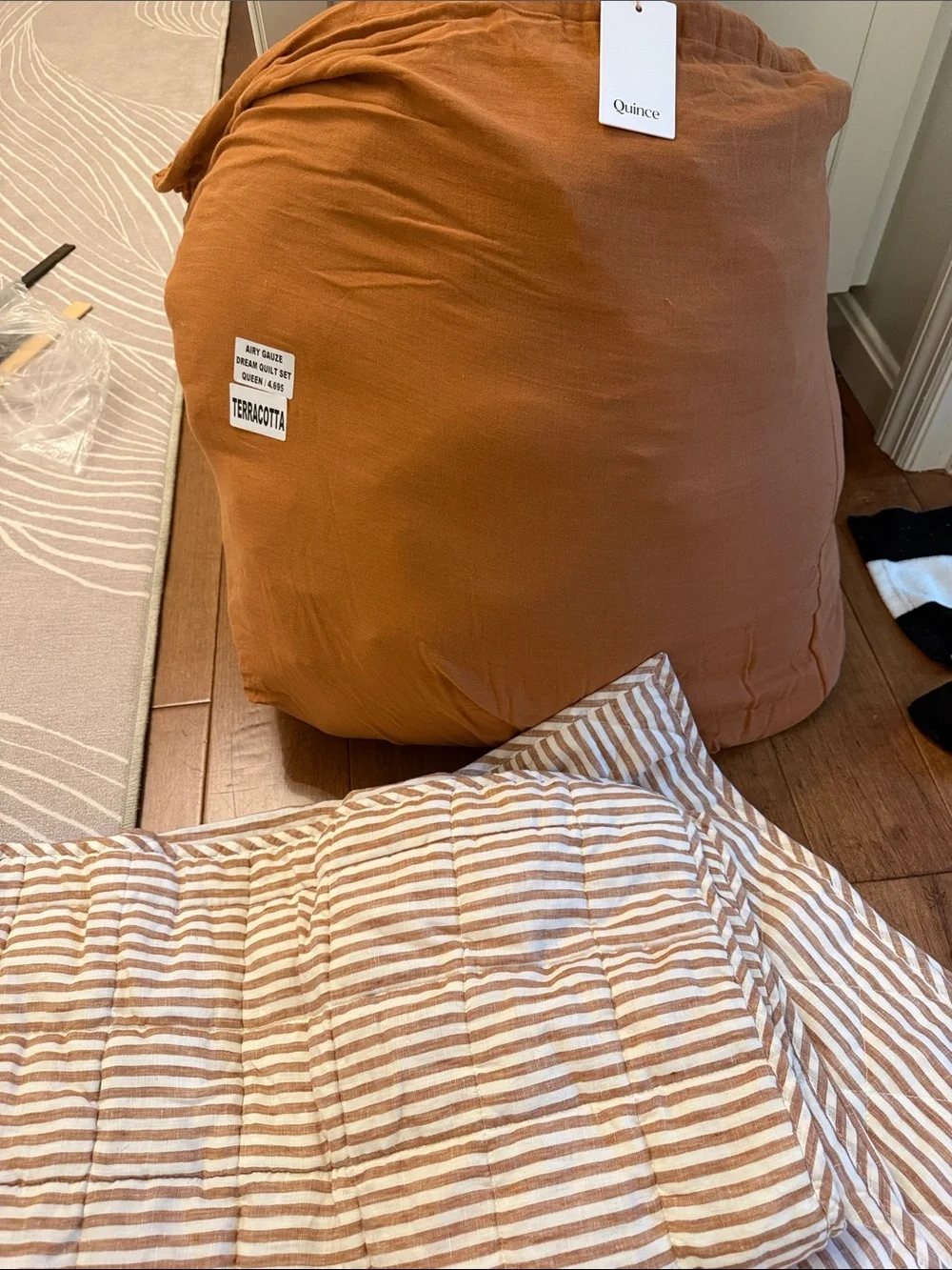 NWT Quince Queen 4pc Terracotta Dream Airy Guaze $284 Quilt Shams & Euro pillow